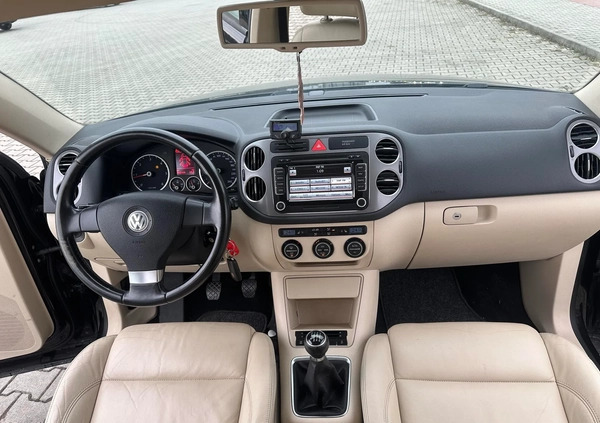 Volkswagen Tiguan cena 32900 przebieg: 283000, rok produkcji 2009 z Płoty małe 154